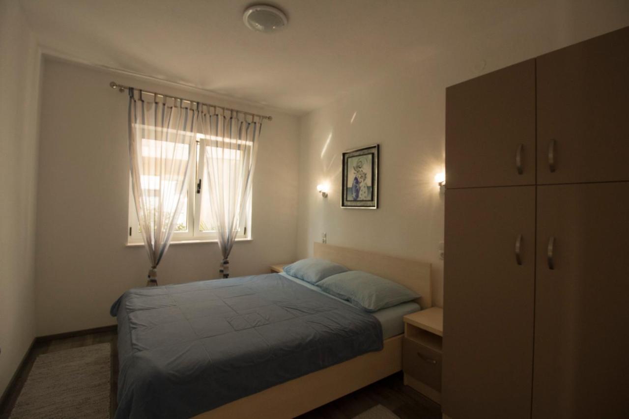 Apartmani Ana Juricev Vodice Eksteriør bilde