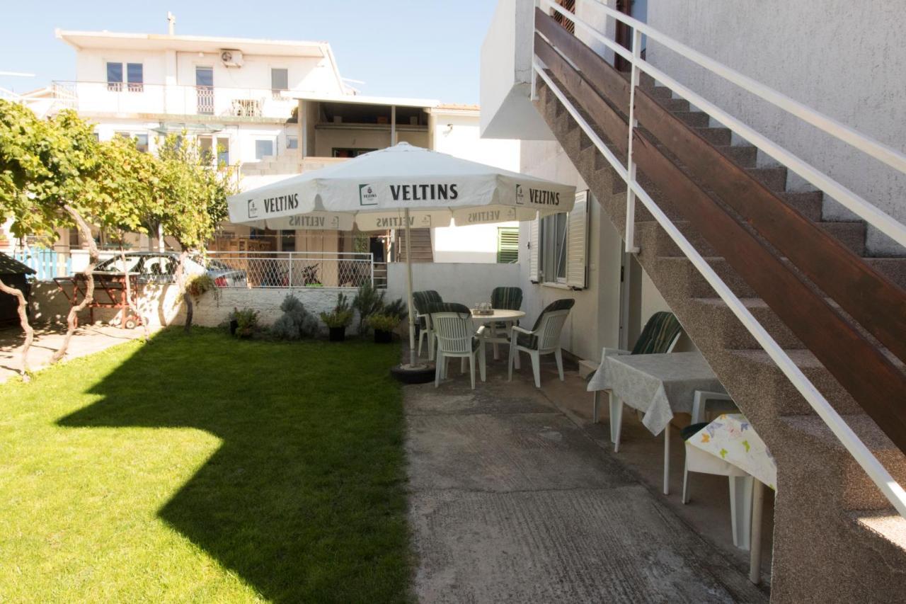 Apartmani Ana Juricev Vodice Eksteriør bilde