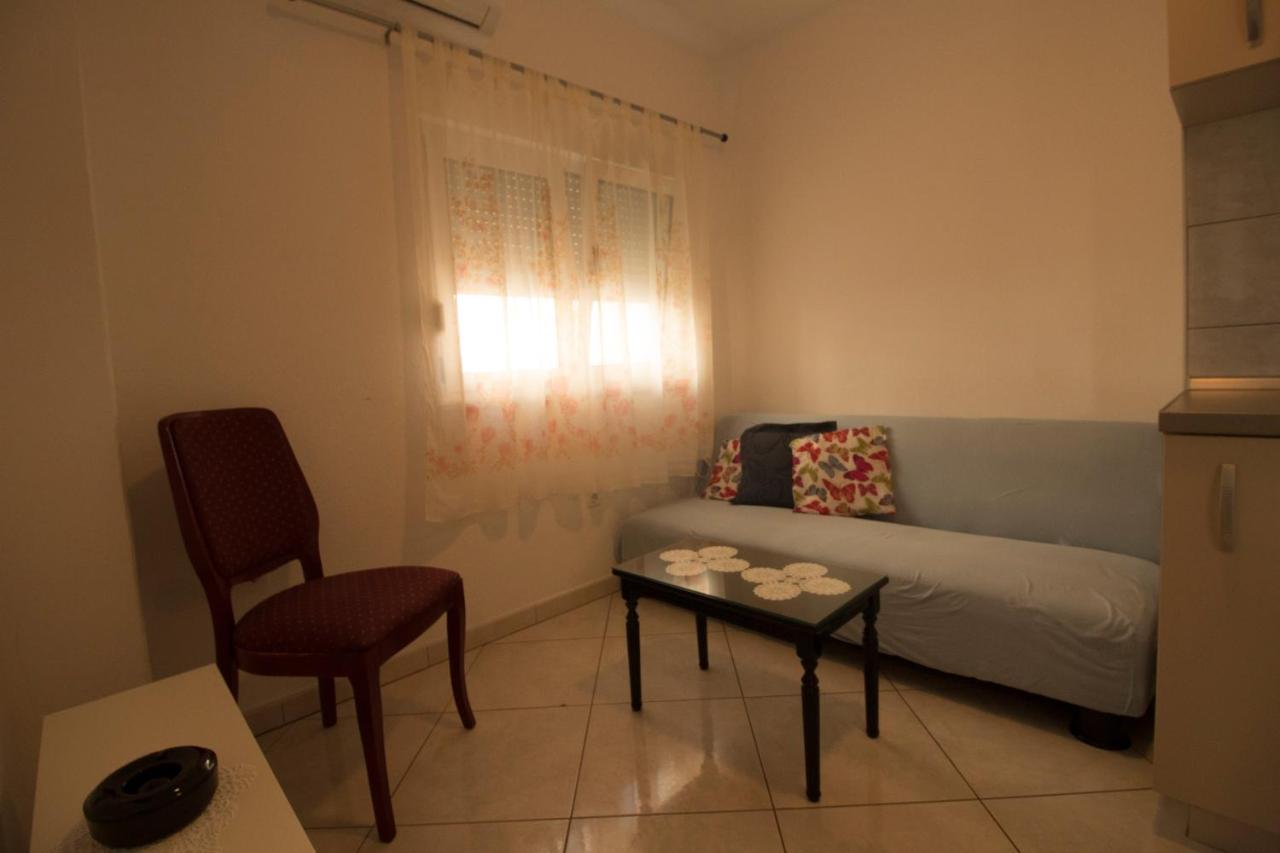 Apartmani Ana Juricev Vodice Eksteriør bilde