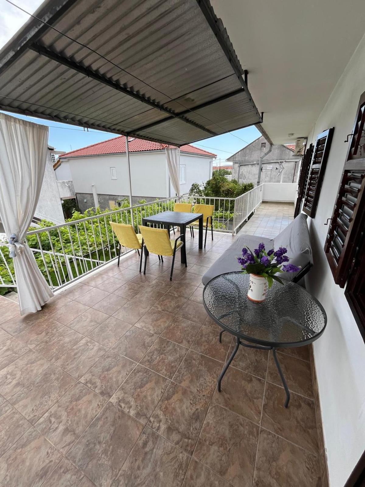 Apartmani Ana Juricev Vodice Eksteriør bilde