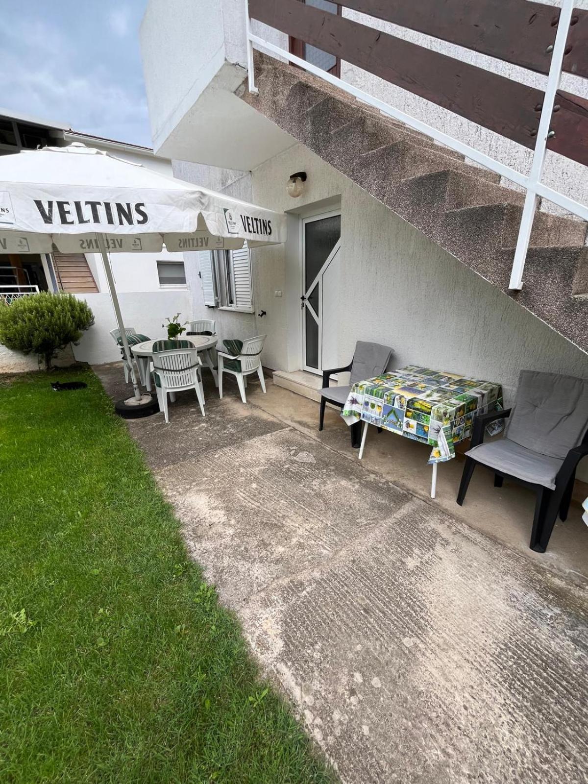 Apartmani Ana Juricev Vodice Eksteriør bilde