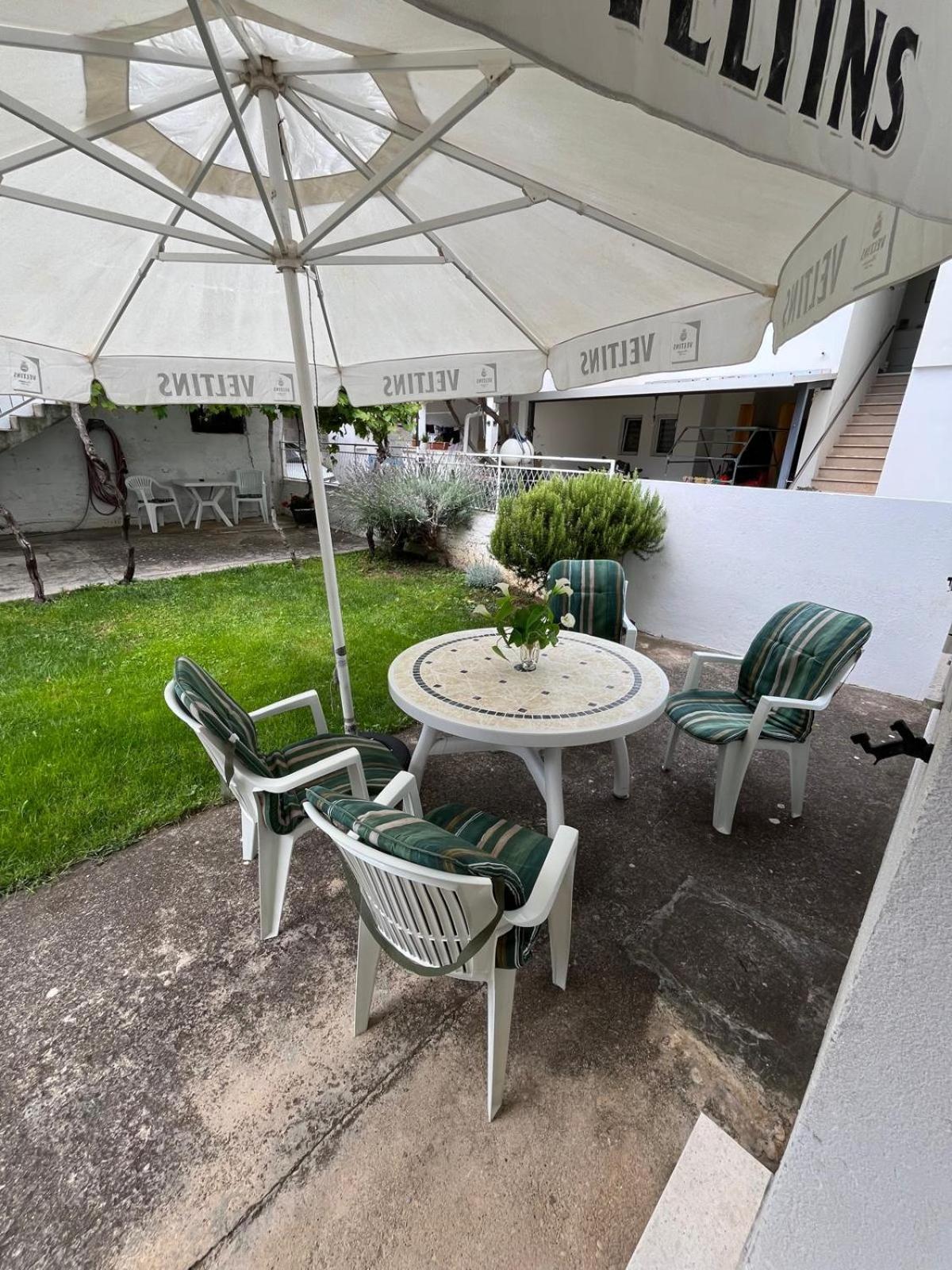 Apartmani Ana Juricev Vodice Eksteriør bilde